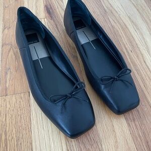 NWOT Dolce Vita Black Leather Flats